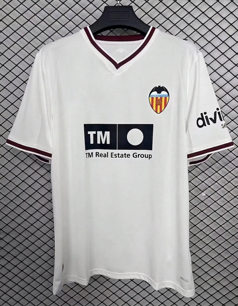 Valencia 26/27 Equipación Local