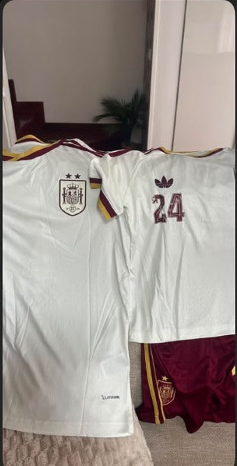 Camisetas recibidas por Daniela